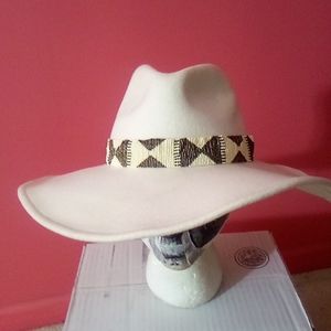 ⁰Nikki Beach Wool  DESIGNER with  tapestry band $1